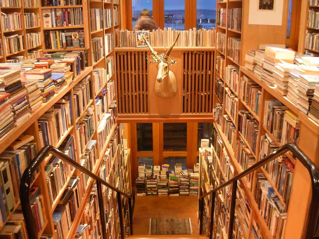 Eclipse Bookstore, Washington