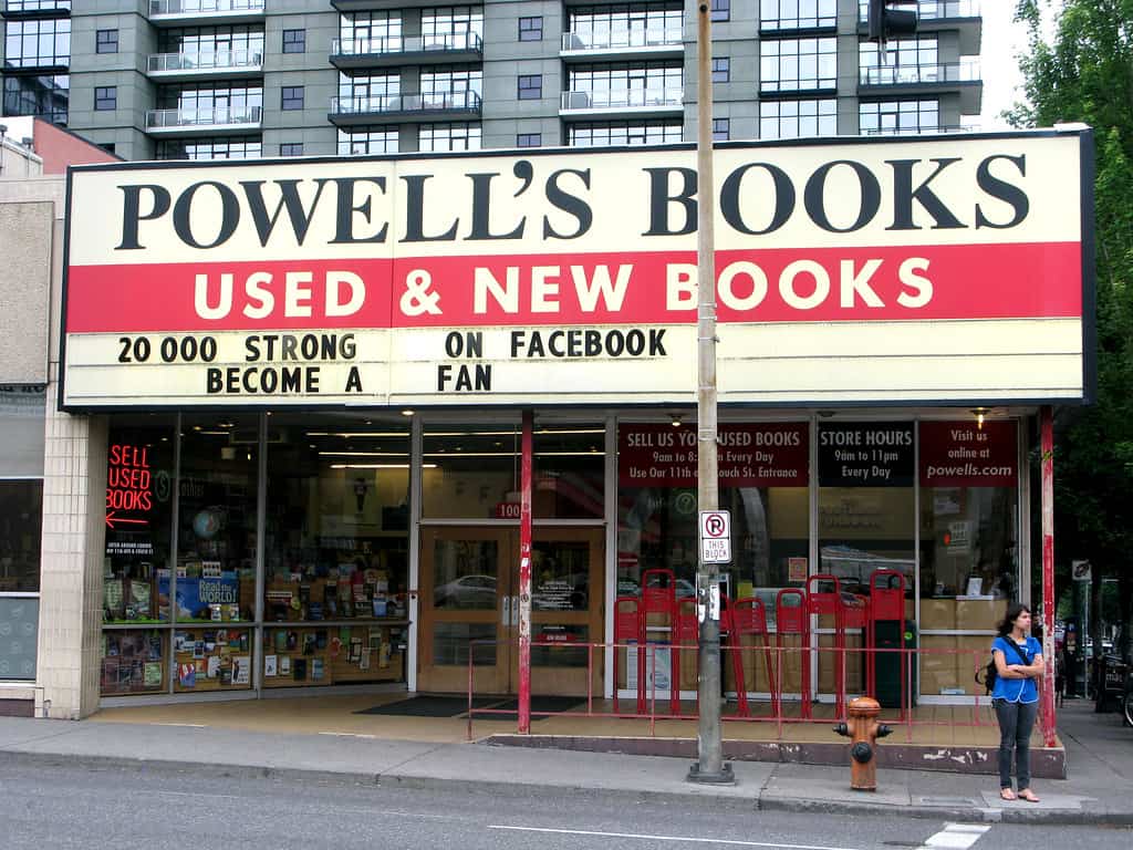 Powell's Books Oregon