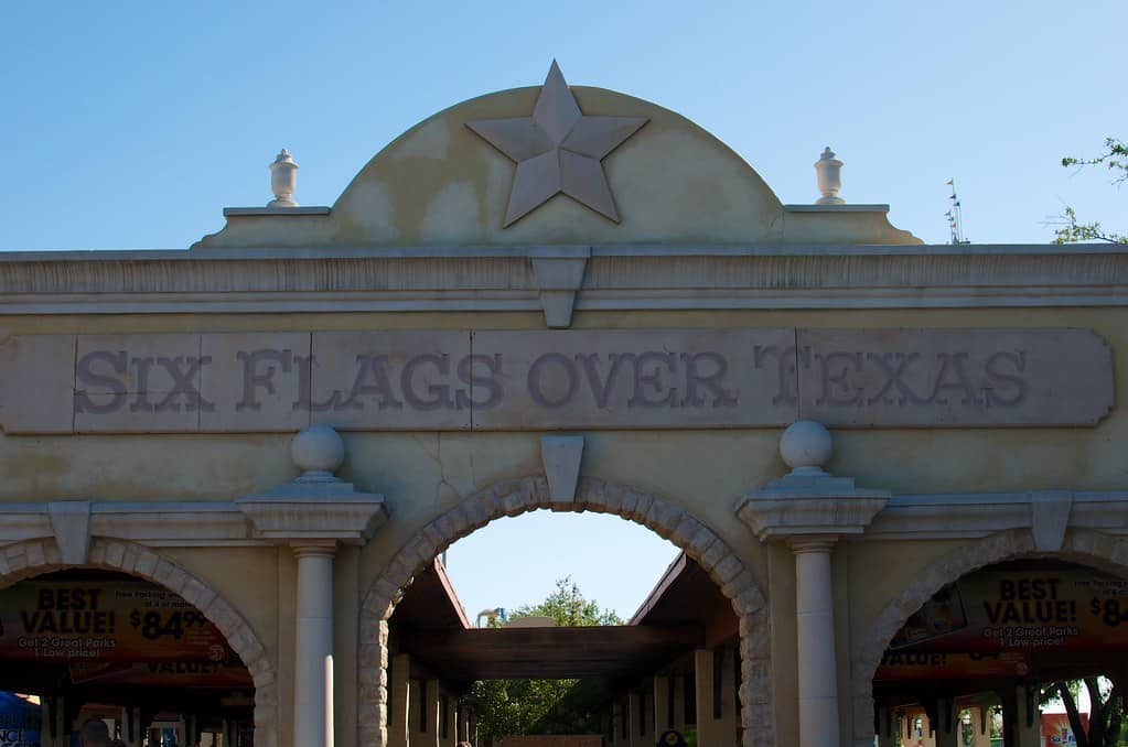 Six Flags Over Texas (Arlington) Texas