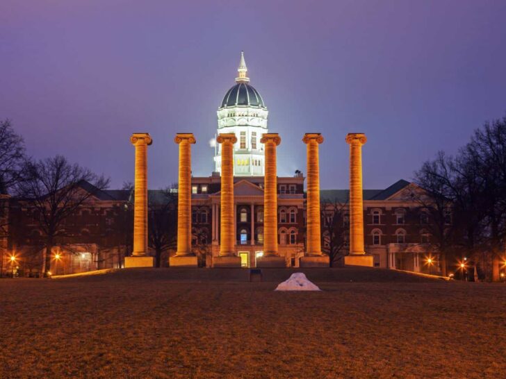 Best & Fun Things To Do + Places To Visit In Missouri. #Top Attractions