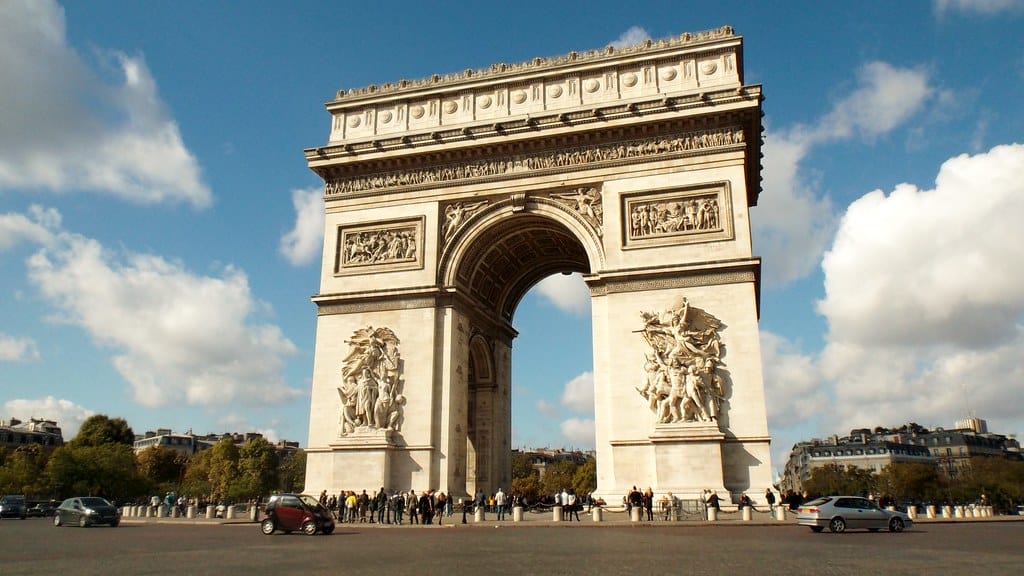 Arc de Triomphe Neuilly-sur-Seine, France 