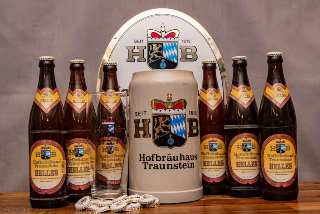 Bräeustüeberl Beer Hall (Hofbräuhaus)