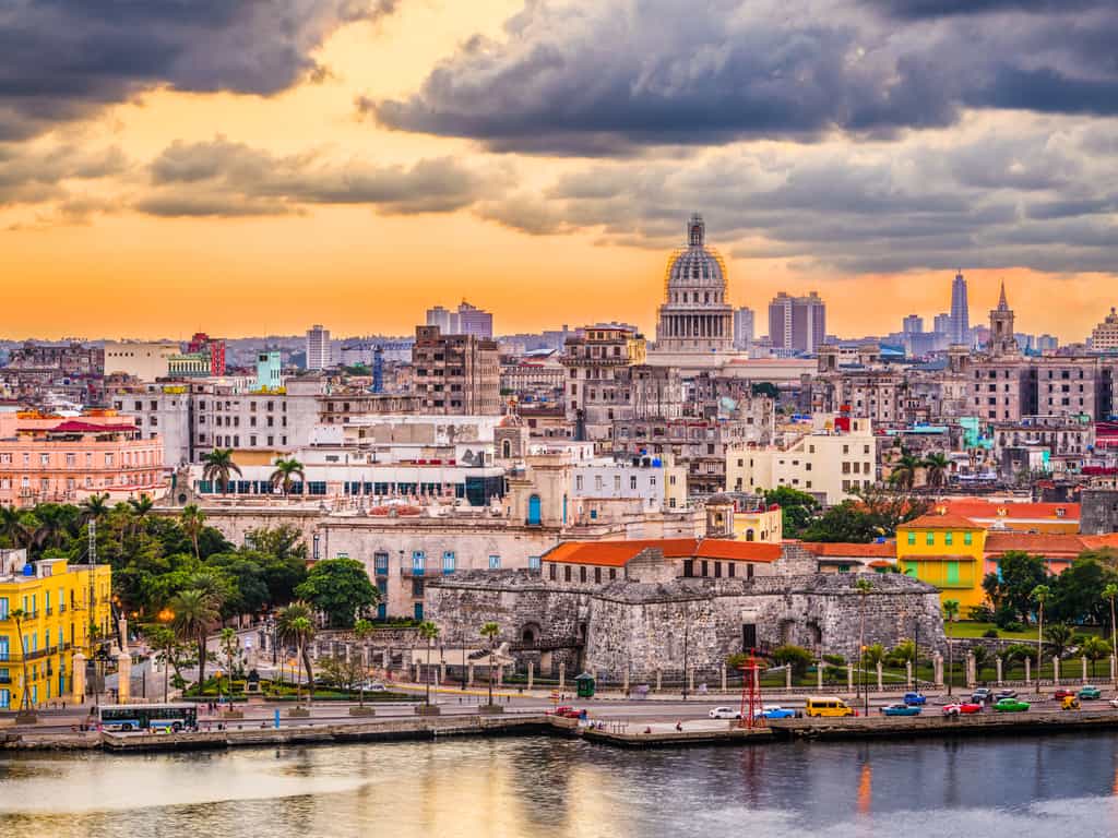 Visit and Explore Cuba
