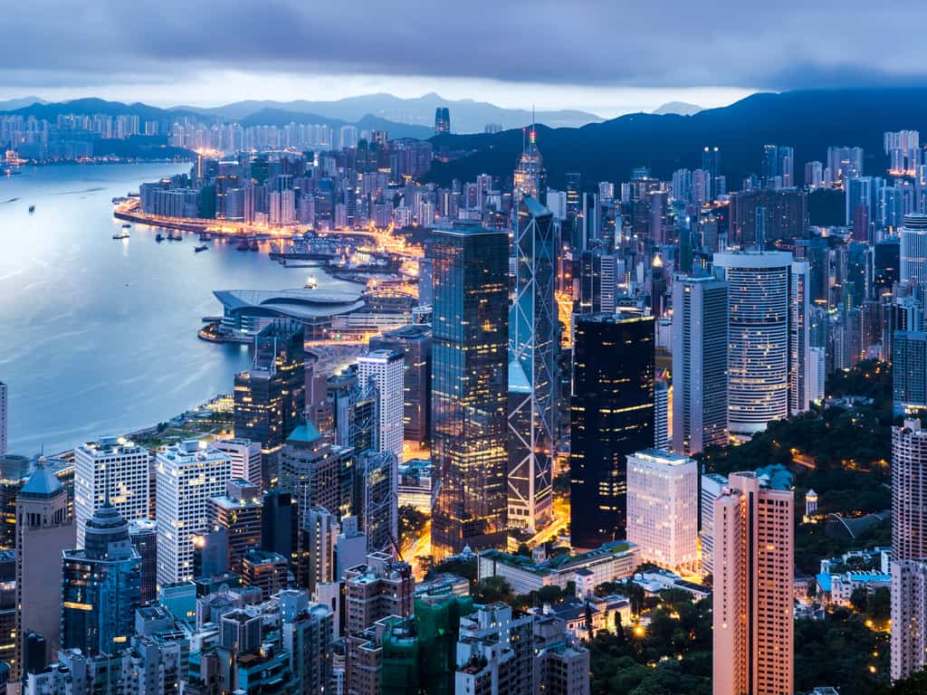 Visit and Explore Hong Kong
