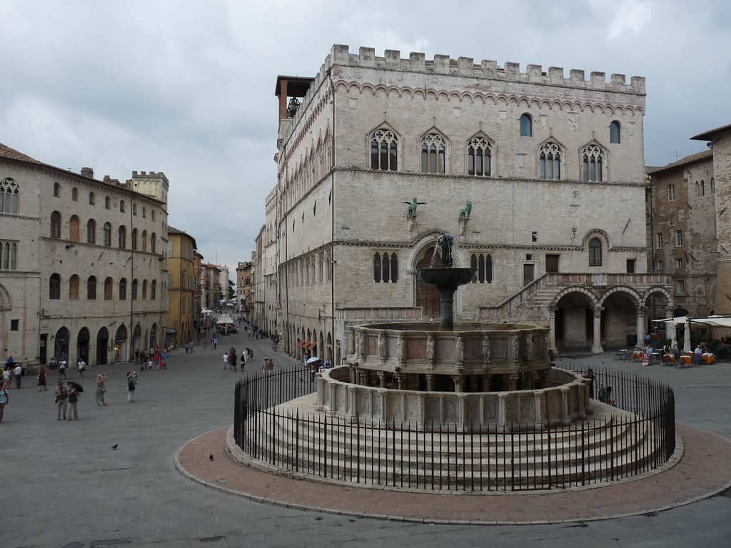 Fontana Maggiore and Piazza IV Novembre, Perugia, Italy