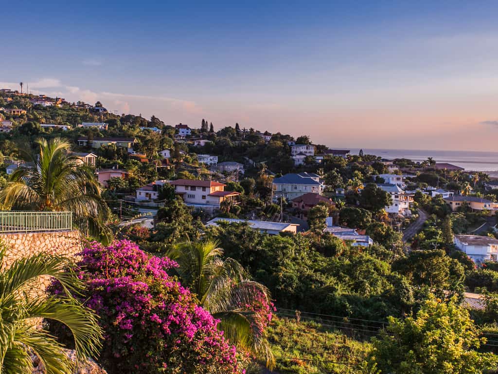 Best & Fun Things To Do + Places To Visit In Jamaica. #Top Attractions