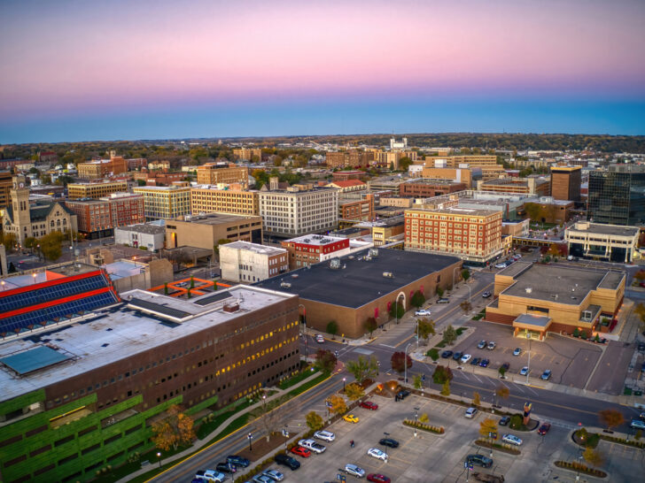 Best & Fun Things To Do + Places To Visit In Sioux City, Iowa. #Top Attractions
