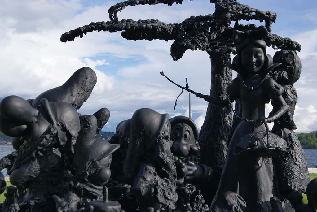 Tjuvholmen Sculpture Park, Oslo, Norway